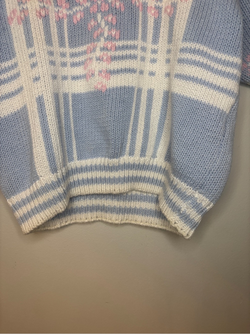 Pastel Blue & White Short-Sleeve Knit Sweater with Pink Accents - Picture 5 of 10